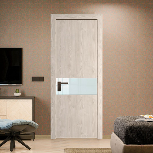 Межкомнатная дверь ProfilDoors 17 NE Каштан светлый с кромкой Деорэ с стекляной вставкой белый лак
