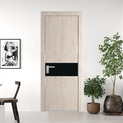 Межкомнатная дверь ProfilDoors 17 NE Каштан светлый с кромкой Серебро с стекляной вставкой монохром черный