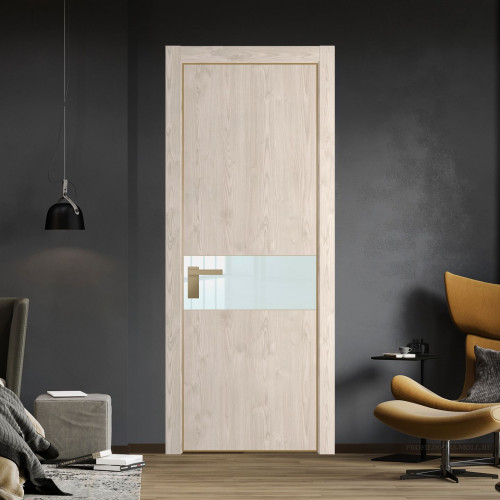 Межкомнатная дверь ProfilDoors 17 NE Каштан светлый с кромкой Золото с стекляной вставкой белый лак