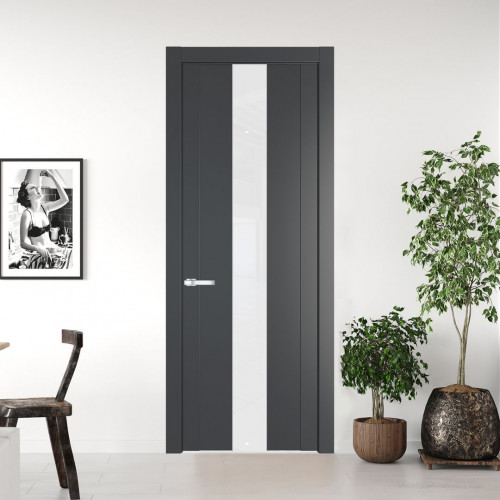 Межкомнатная дверь ProfilDoors 1.9P.O Графит Лак классик молдинг Серебро