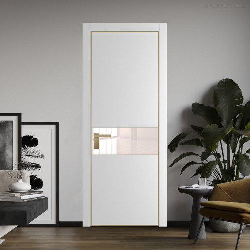 Межкомнатная дверь ProfilDoors 17 PA Крем вайт с профилем Золото с стеклом перламутровый лак
