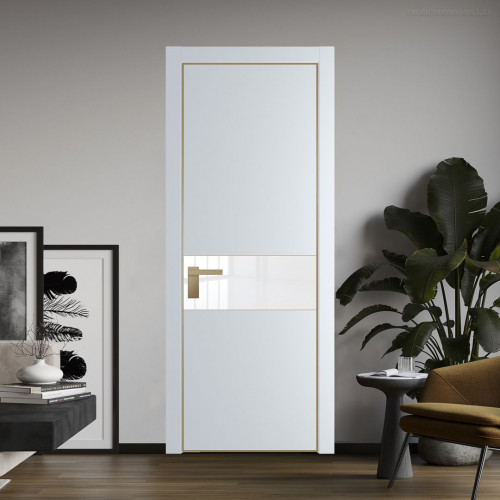 Межкомнатная дверь ProfilDoors 17 PA Вайт с профилем Золото с стеклом лак классик