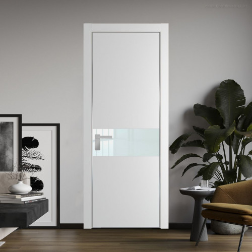 Межкомнатная дверь ProfilDoors 17 PE с вставкой из стекла белый лак Крем Вайт с алюминиевой кромкой Серебро