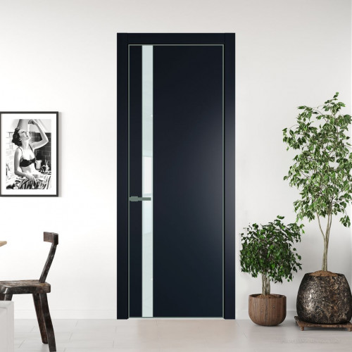Межкомнатная дверь ProfilDoors 18 PE с вставкой из стекла белый лак Нэви Блу с алюминиевой кромкой Зеленый воск