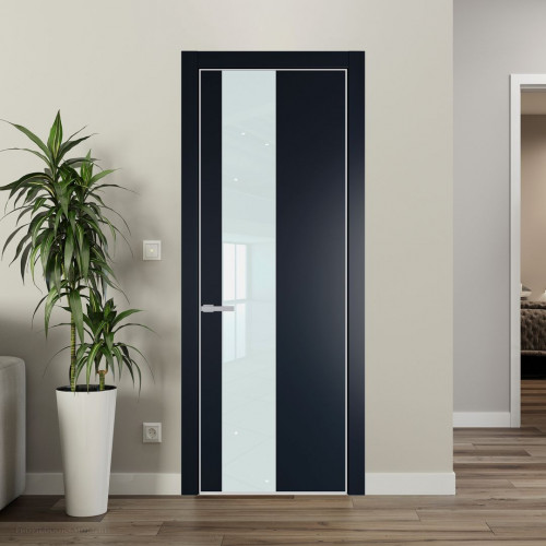 Межкомнатная дверь ProfilDoors 19 PE с вставкой из стекла белый лак Нэви Блу с алюминиевой кромкой Матовая