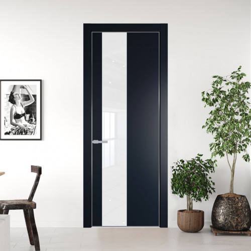 Межкомнатная дверь ProfilDoors 19 PE с вставкой из стекла лак классик Нэви Блу с алюминиевой кромкой Серебро