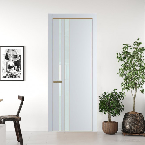 Межкомнатная дверь ProfilDoors 20 PE с вставкой из стекла белый лак Вайт с алюминиевой кромкой Золото