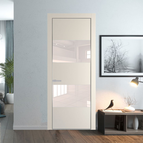 Межкомнатная дверь ProfilDoors 22 PE с вставкой из стекла перламутровый лак Кремовая Магнолия с алюминиевой кромкой Серебро