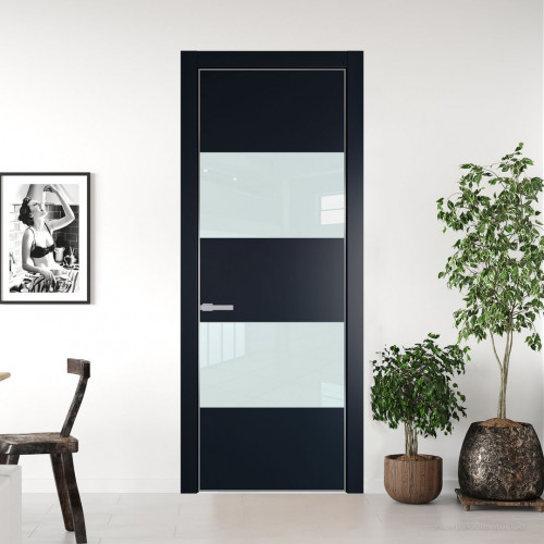 Межкомнатная дверь ProfilDoors 22 PE с вставкой из стекла белый лак Нэви Блу с алюминиевой кромкой Серебро