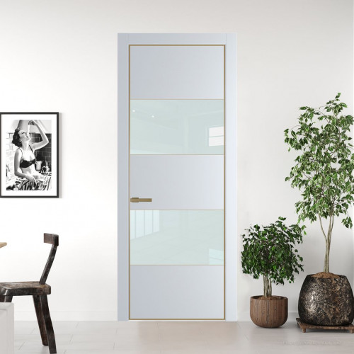 Межкомнатная дверь ProfilDoors 22 PE с вставкой из стекла белый лак Вайт с алюминиевой кромкой Золото